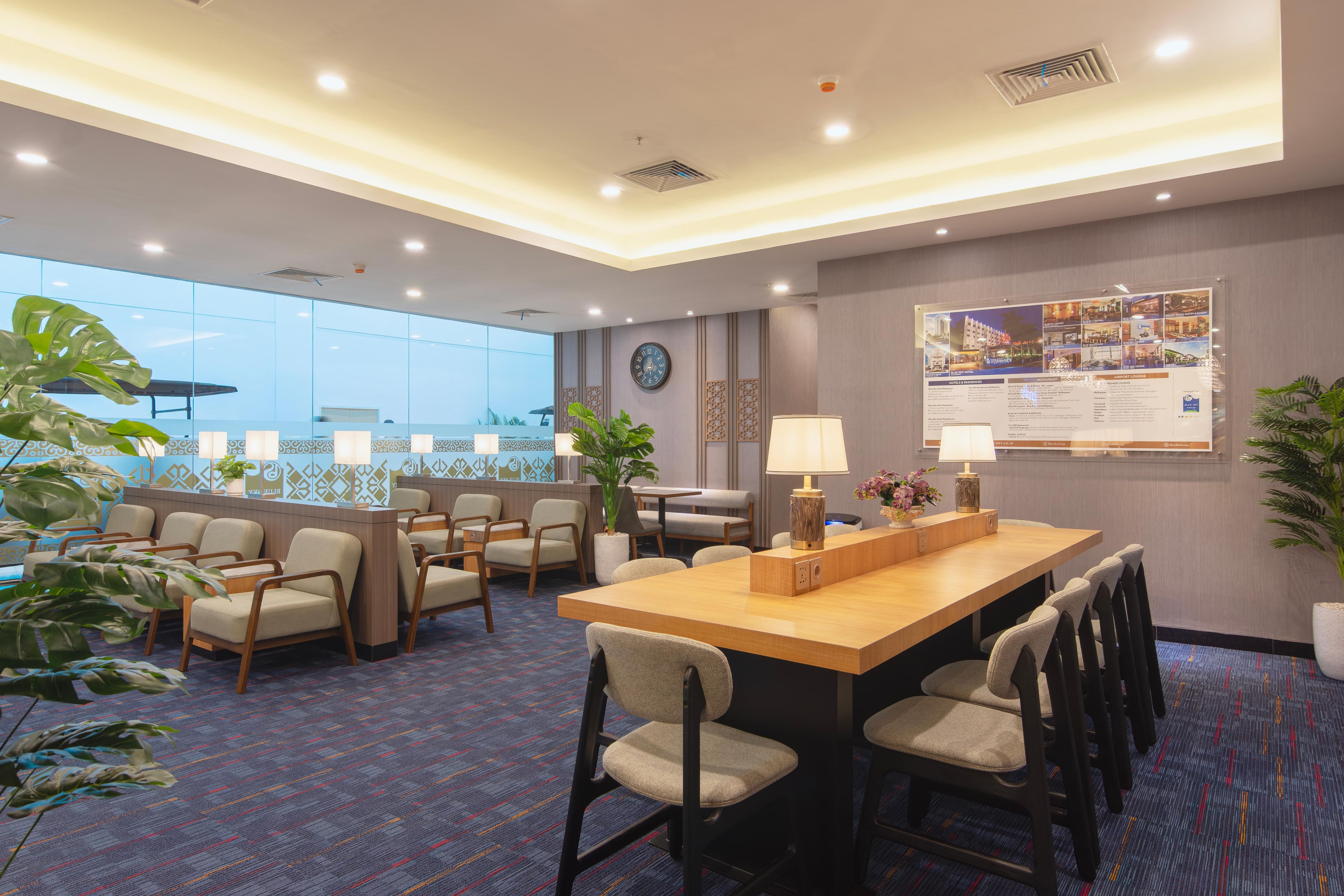 Blue Sky Premier Lounge Makassar